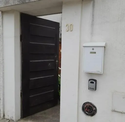 Apartman Barra Beach House 2 *